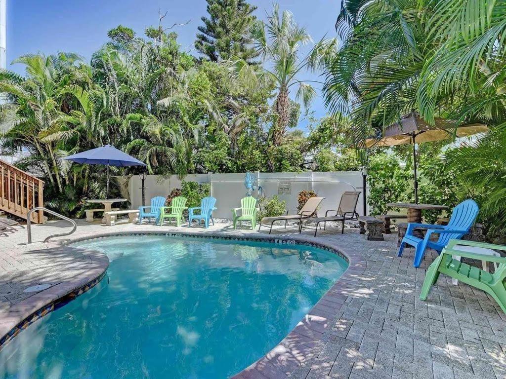 בראדנטון ביץ' Beach Getaway Pool Condo Between The Island Marina And Beach מראה חיצוני תמונה