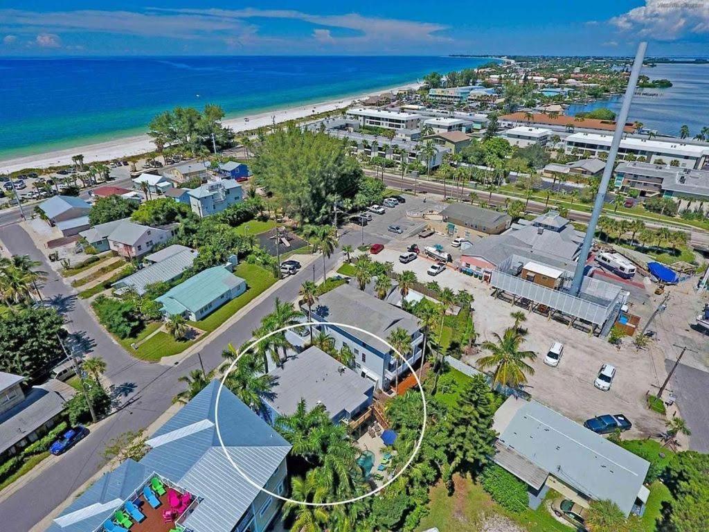בראדנטון ביץ' Beach Getaway Pool Condo Between The Island Marina And Beach מראה חיצוני תמונה